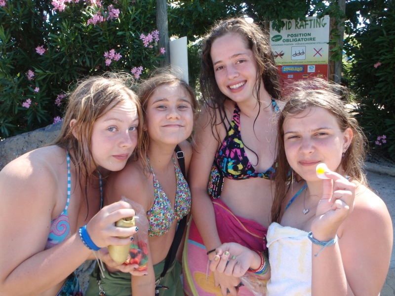 Village Camps International Summer Camp Ard&egrave;che, France 2019-07-26 https://www.villagecamps.com/journals_admin/images/20-10-Maria, Seffa, Sabrina and Viktoria.jpg